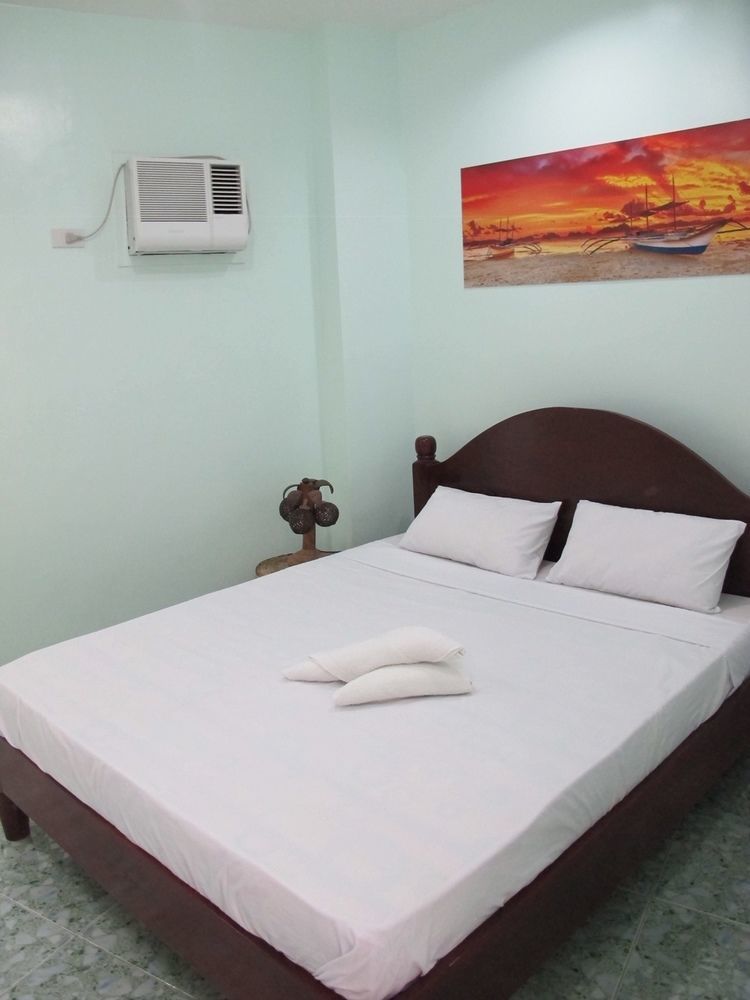 Cool Stay Inn Balabag  エクステリア 写真