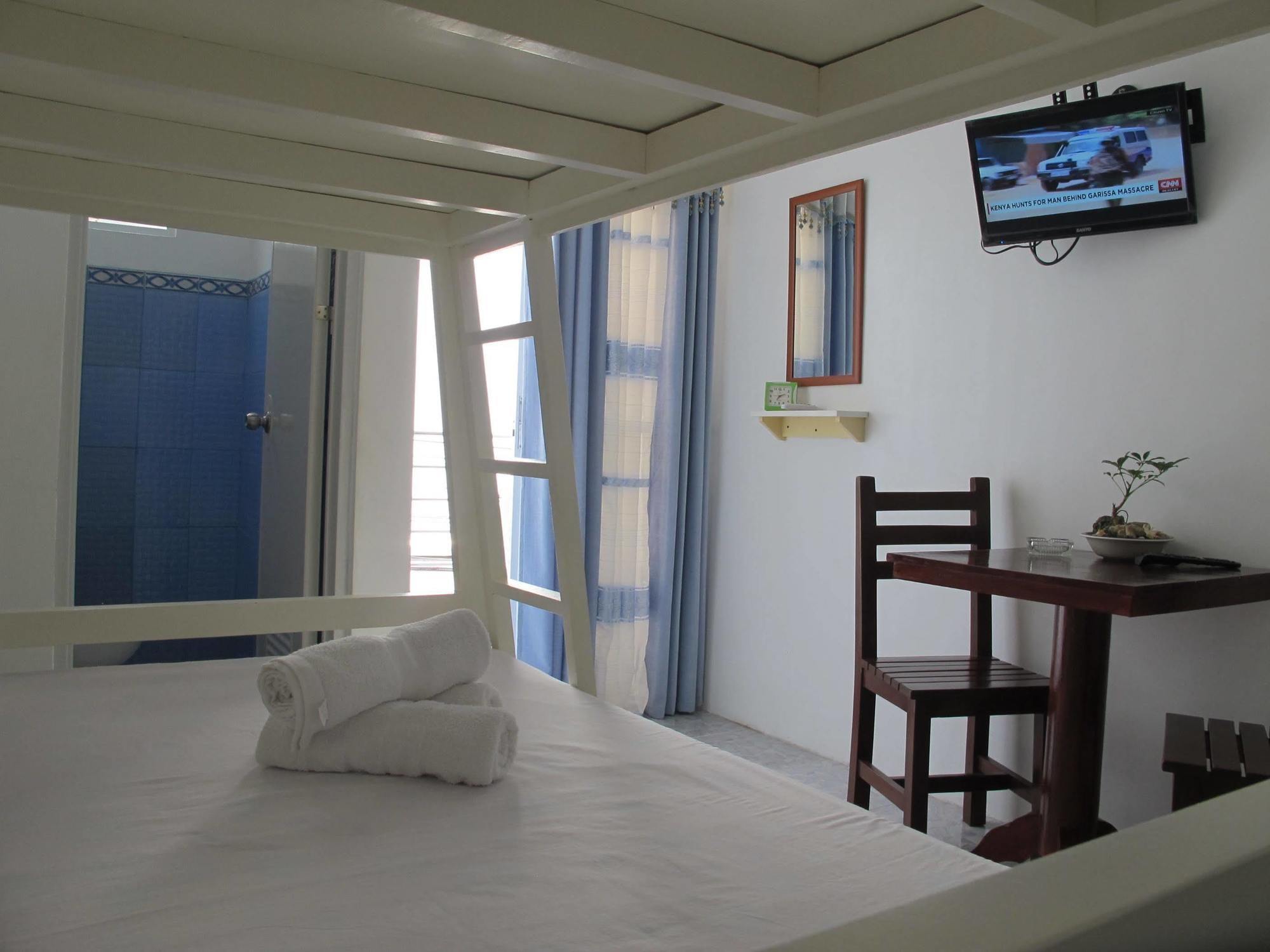 Cool Stay Inn Balabag  エクステリア 写真