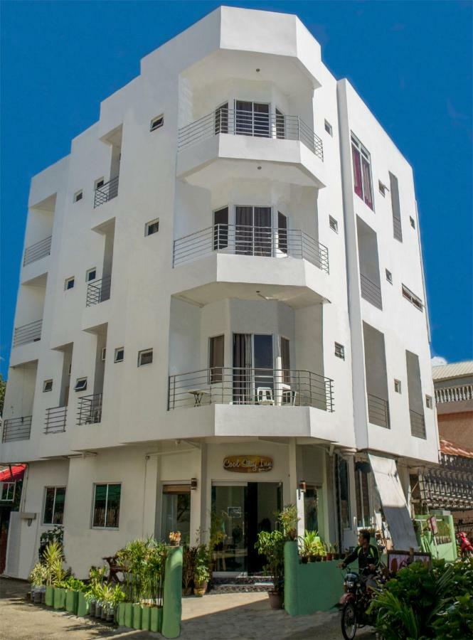 Cool Stay Inn Balabag  エクステリア 写真