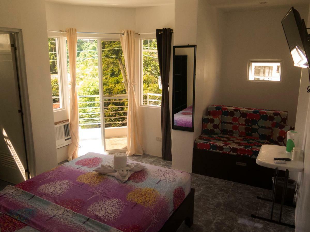 Cool Stay Inn Balabag  エクステリア 写真